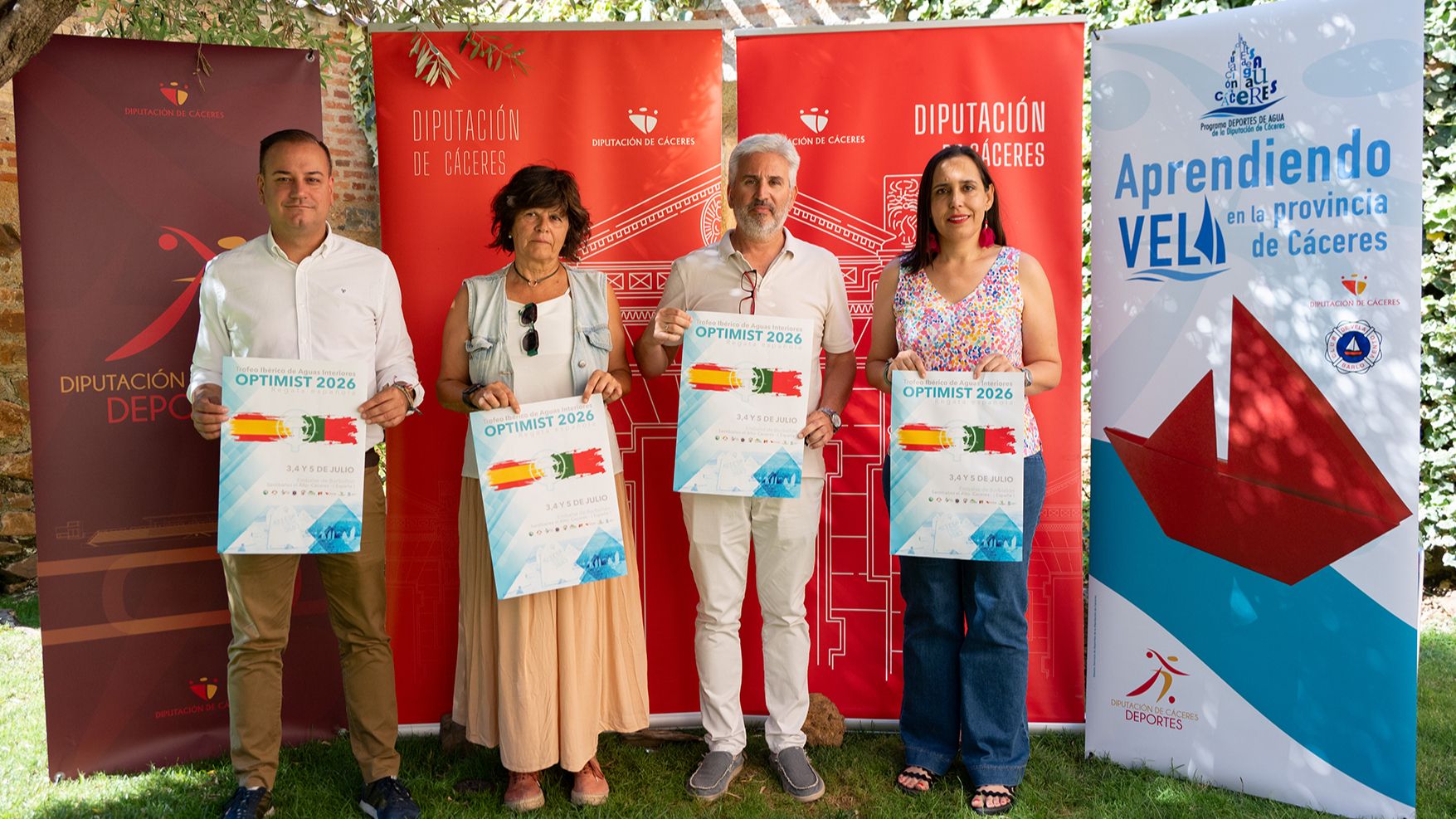 Presentación del Trofeo Ibérico de Aguas Interiores en la Diputación de Cáceres