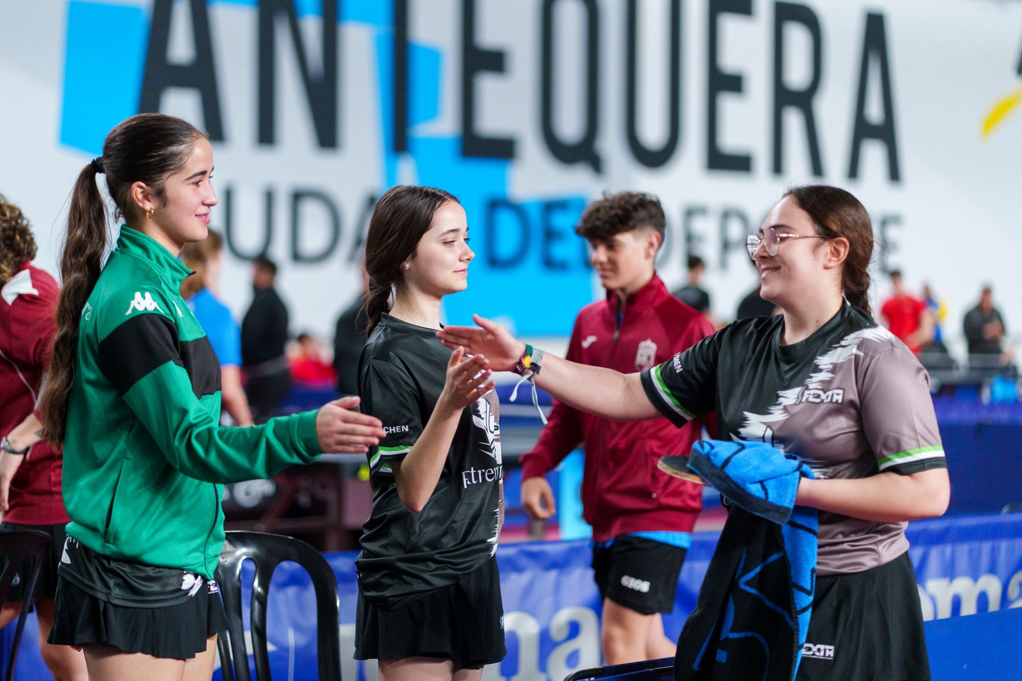 Palistas extremeños durante su participación en el CESA 2026 de tenis de mesa