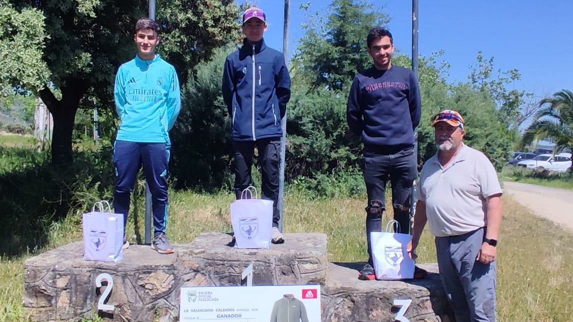 Podio del Provincial de Badajoz de Compak Sporting 2026 en Jerez de los Caballeros