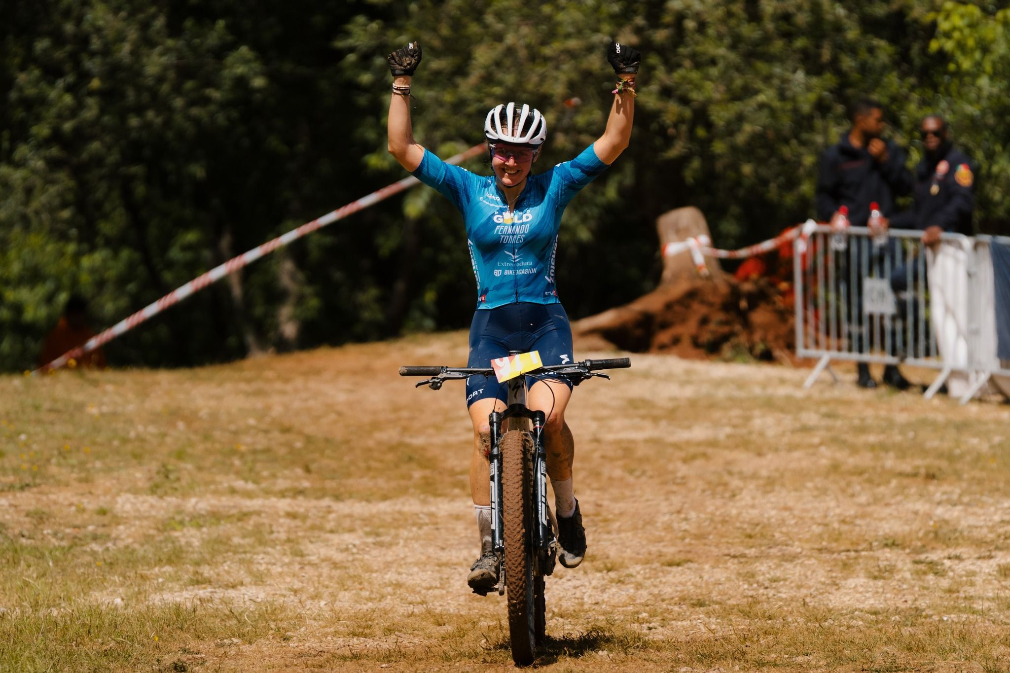 Adriana Rodríguez compitiendo en la Taça de Portugal de XCO en Jamor