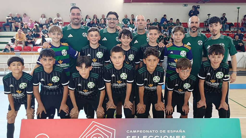 Selección extremeña Sub-12 de fútbol sala durante el partido ante Andalucía