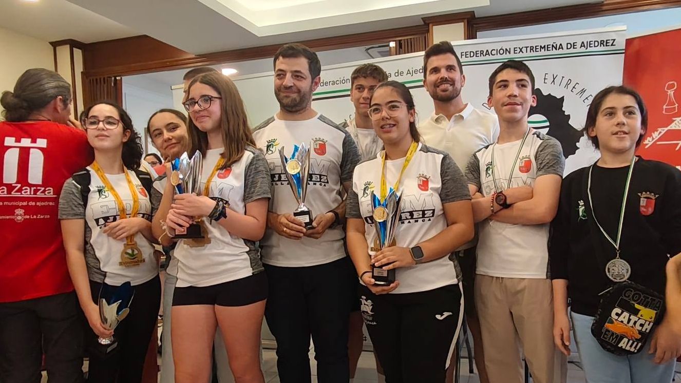 Jugadores de la Escuela de Ajedrez de Villafranca en la fase final regional JUDEX