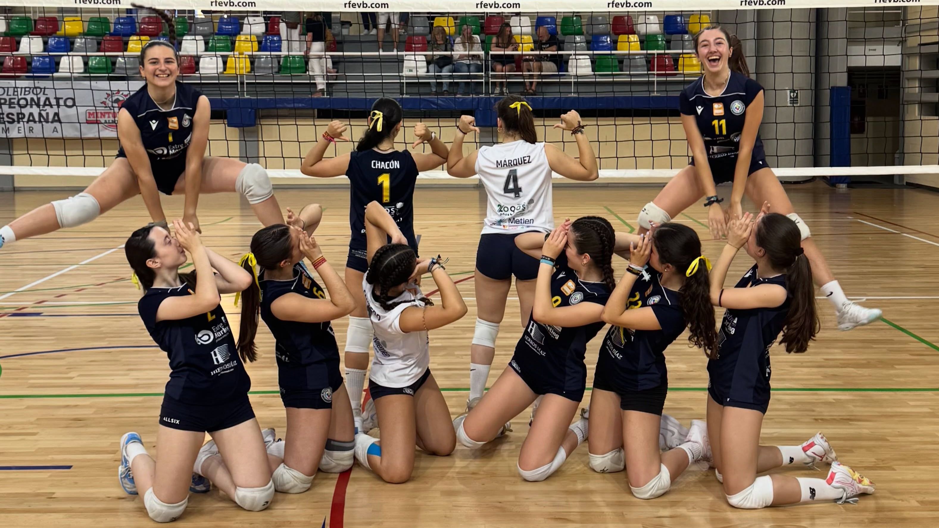 Jugadoras del Club Polideportivo Licenciados Reunidos durante el Campeonato de España Cadete
