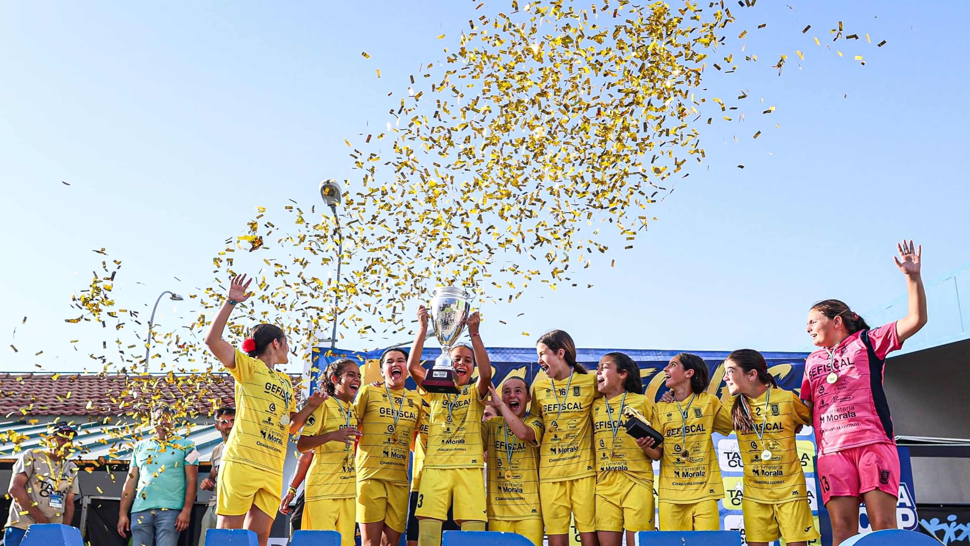 Escuela Morala campeona alevín femenina de la TalaCup