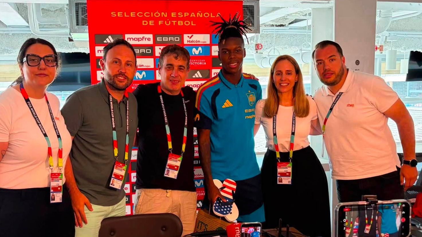 De Radio La Fuente al Mundial de fútbol: María José Caleya firma un verano histórico con RNE