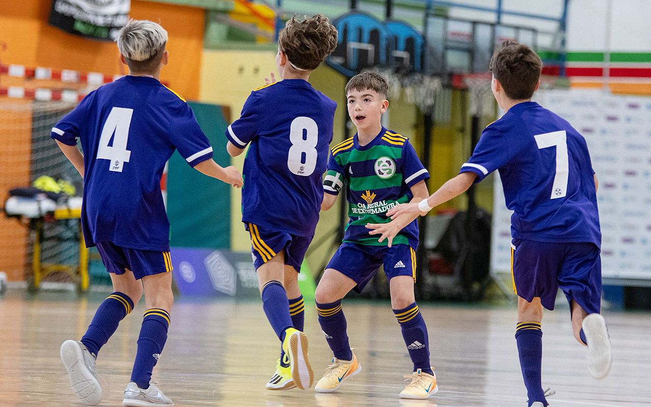 Selecciones extremeñas benjamines de fútbol sala celebran una jornada con doble victoria