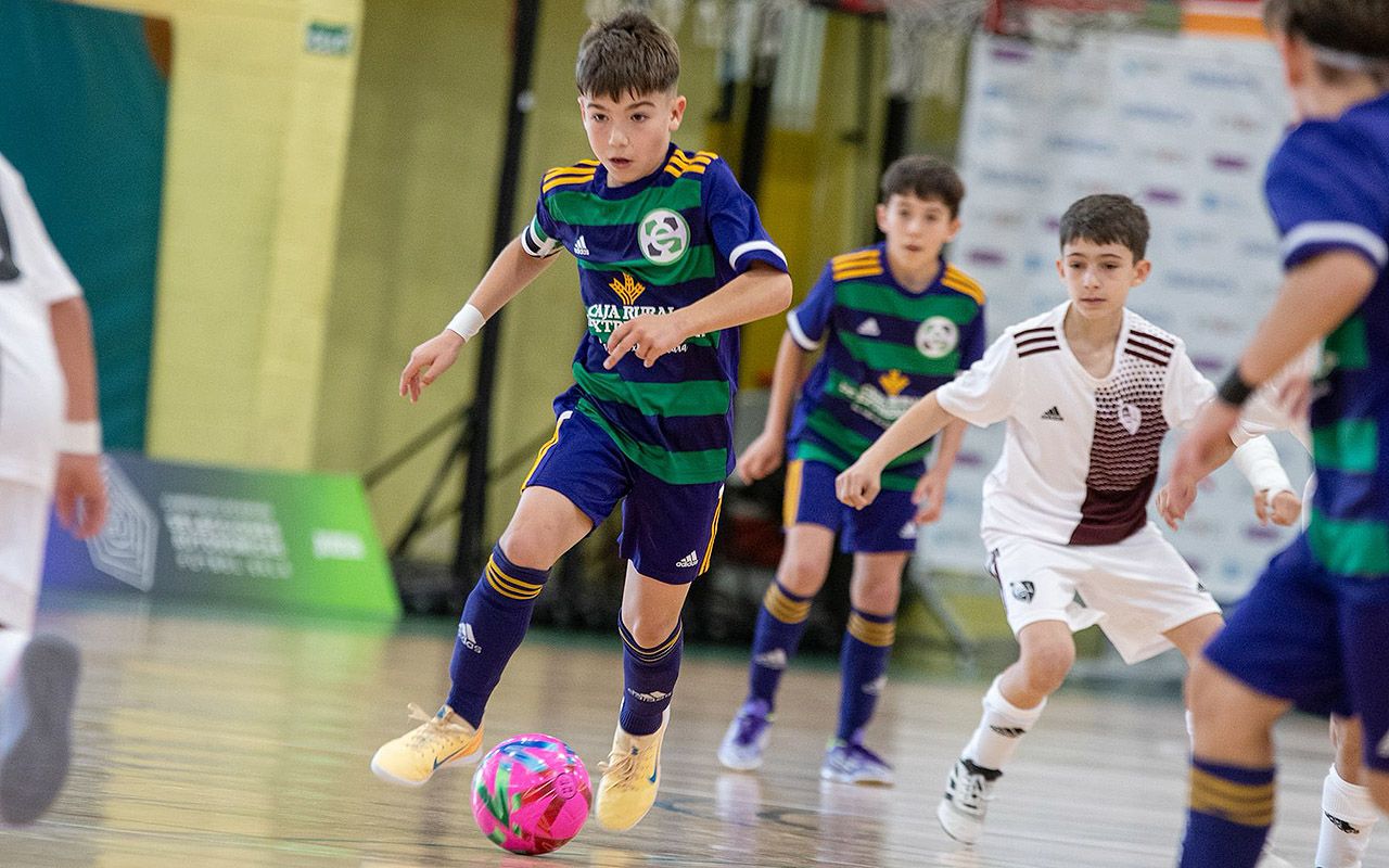 Selecciones extremeñas benjamines de fútbol sala celebran una jornada con doble victoria