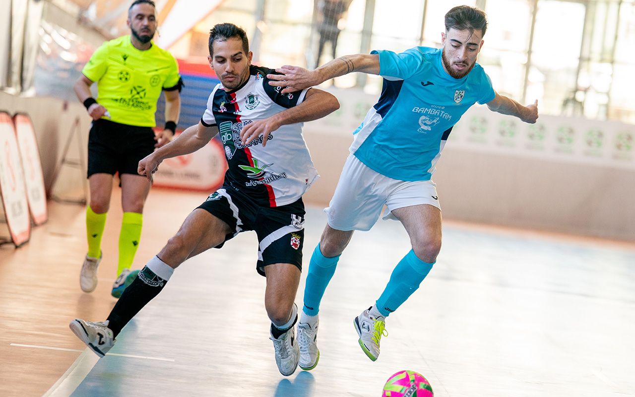 Manu Hernández brilla en la final de fútbol sala entre López Bolaños y Rena