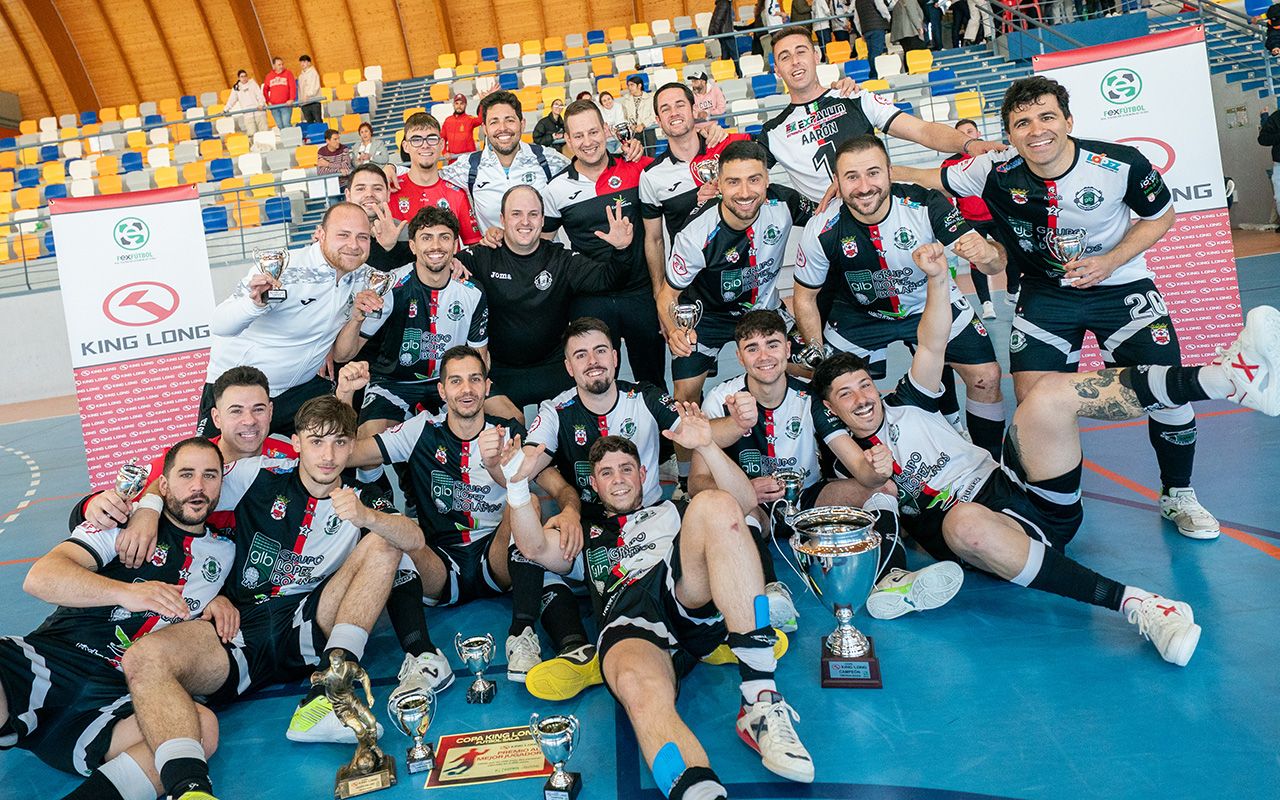 Grupo López Bolaños celebra la Copa King Long de fútbol sala en Almaraz