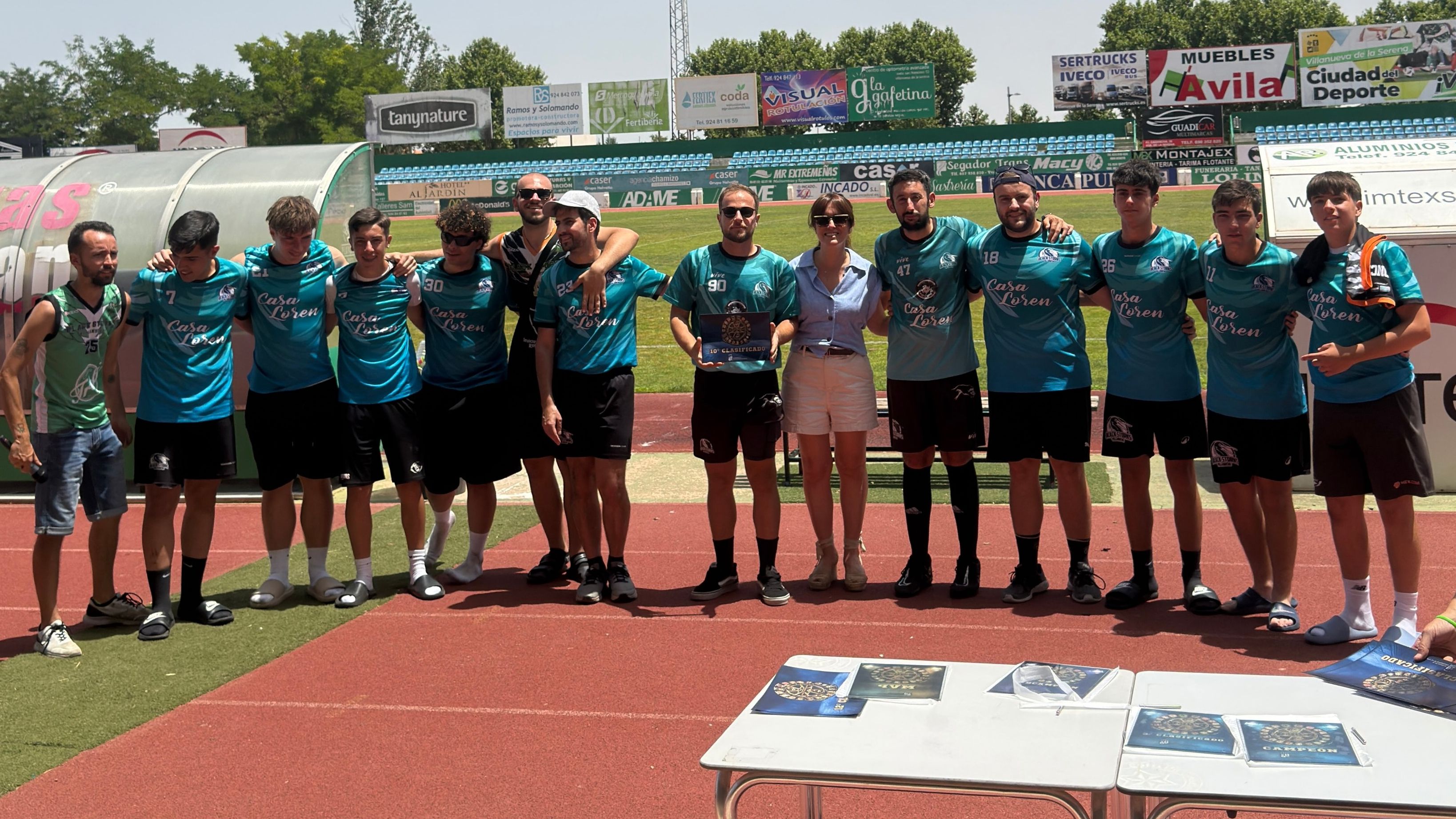 Plasencia Ducks, campeonas de la primera Extreflag Bowl femenina