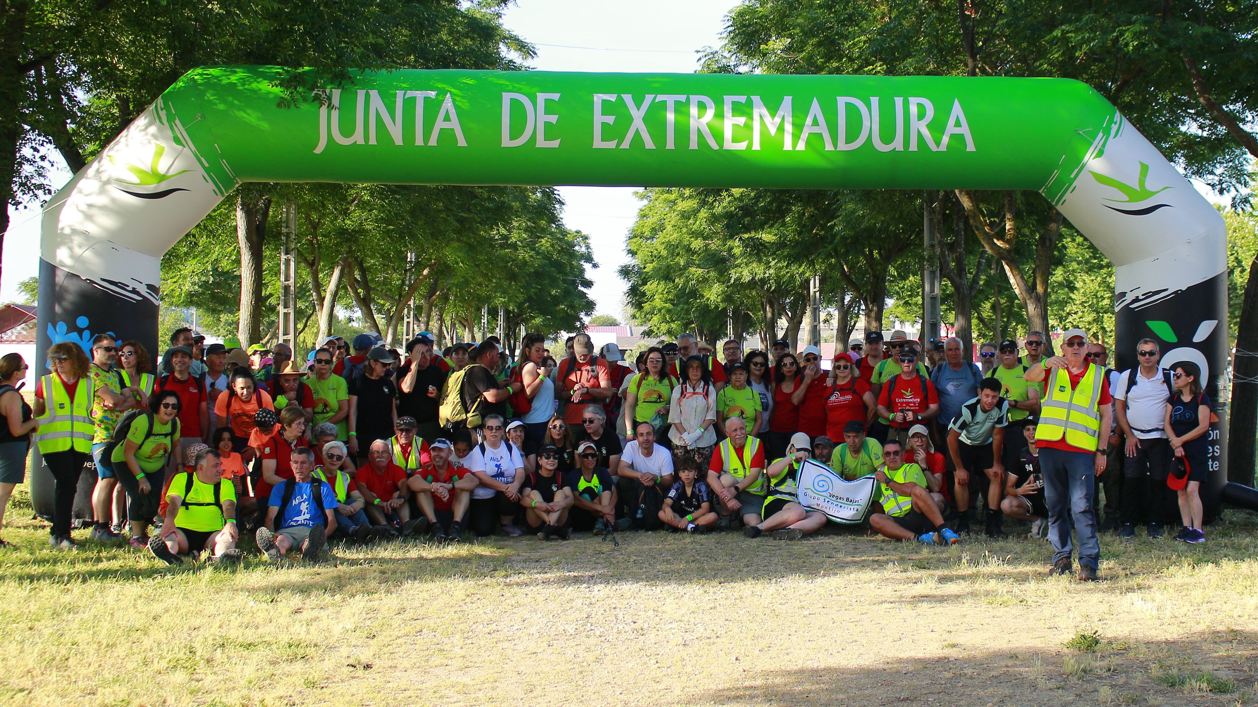 Senderistas durante una de las rutas organizadas por el Grupo Senderista Vegas Bajas