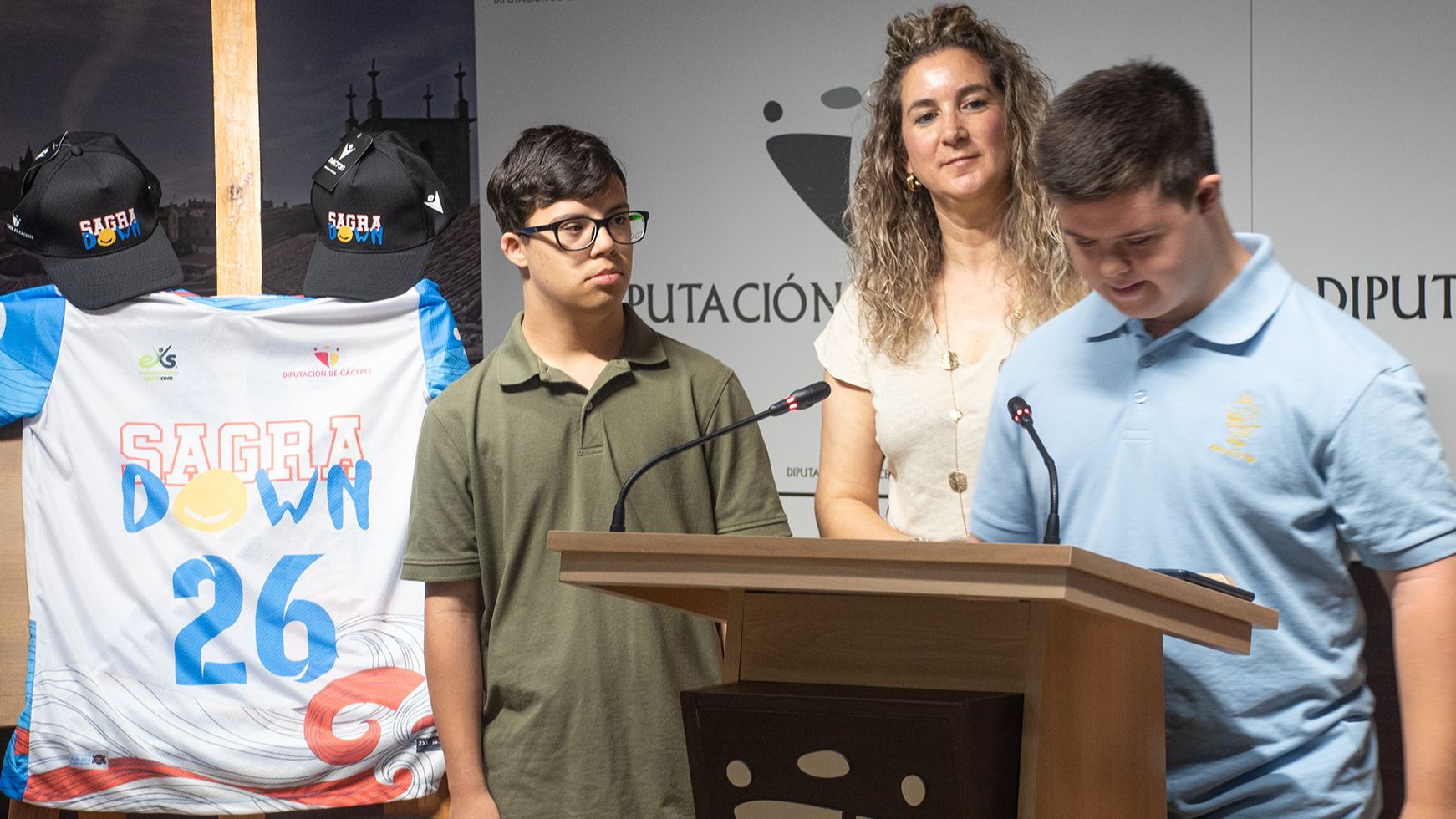 Presentación de la convivencia de baloncesto inclusivo entre Sagra-Down y Academia 675