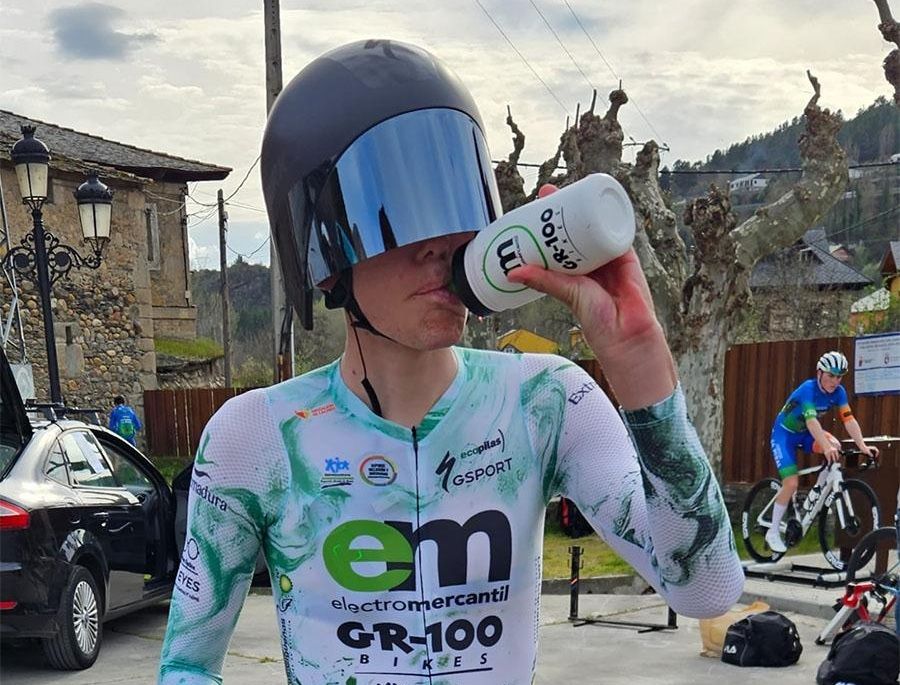 El ciclismo junior corona a Pepe Vega en León