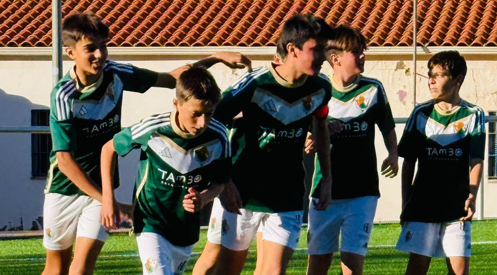 Partido entre Pebetero Olímpico B y Cacereño E en categoría infantil Judex