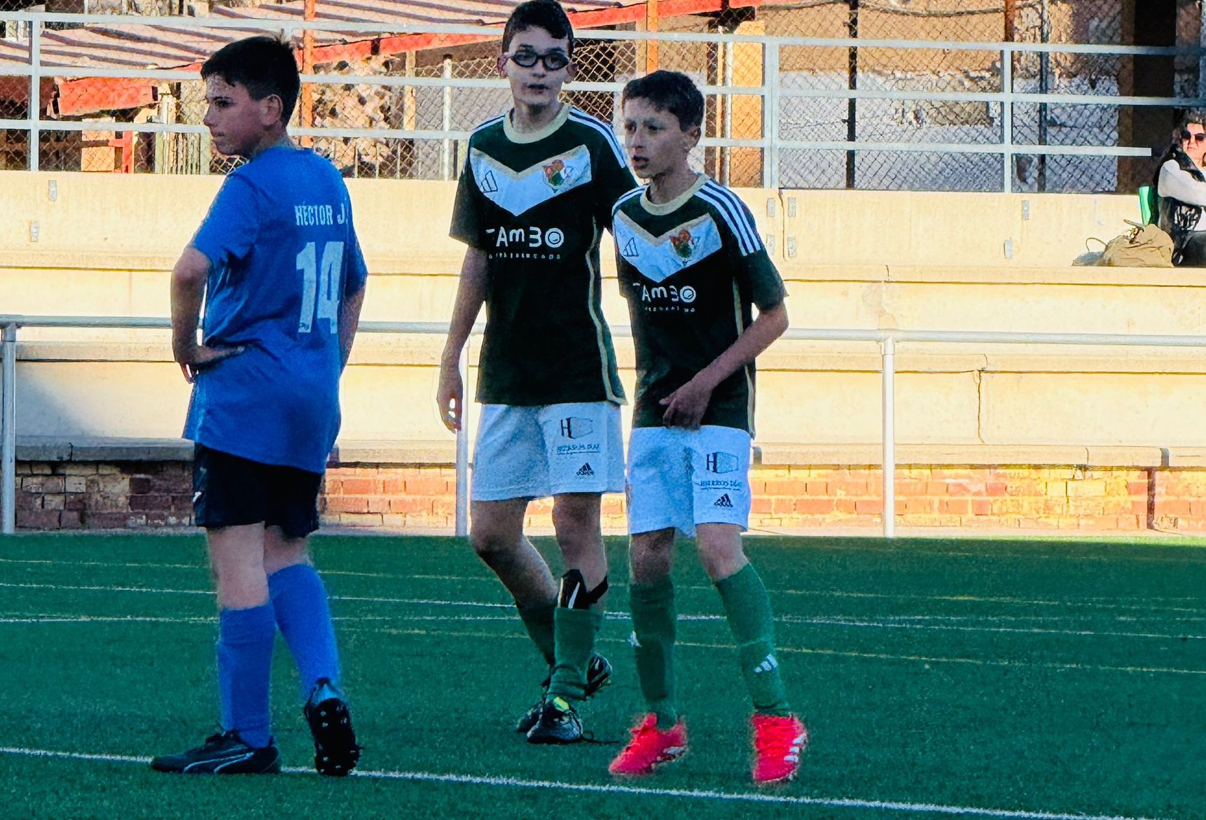 Partido entre Pebetero Olímpico B y Cacereño E en categoría infantil Judex