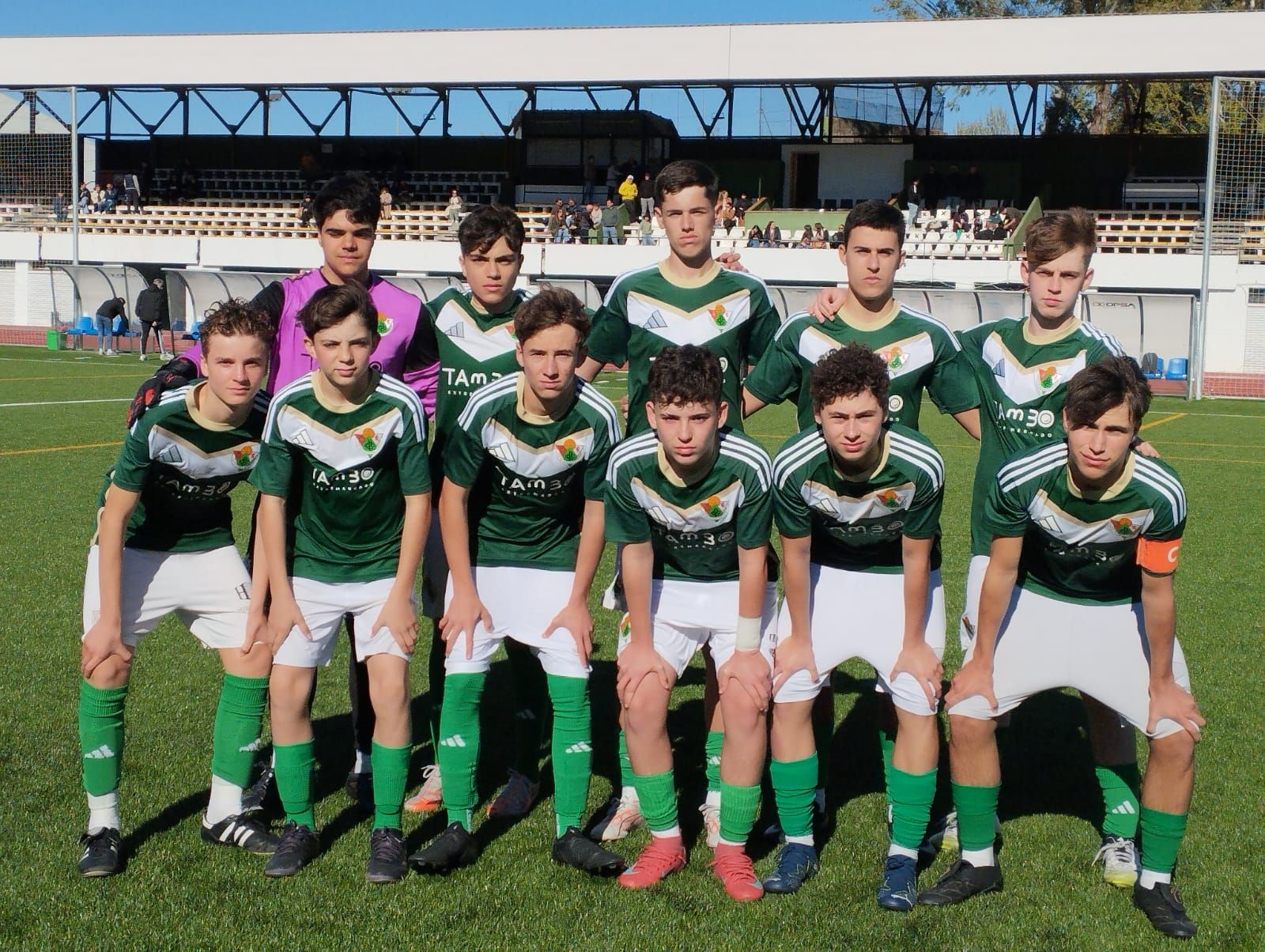 Partido entre UP Plasencia y Cacereño Tambo B en la Primera División Extremeña Cadete Judex