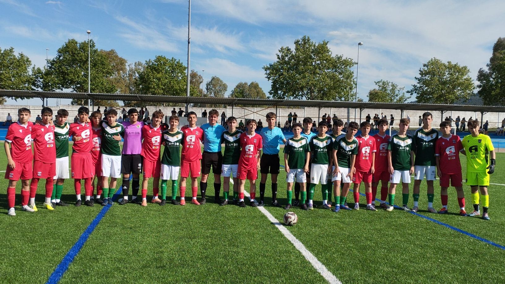 Partido entre Diocesano B y Cacereño B en la Primera Extremeña cadete Judex