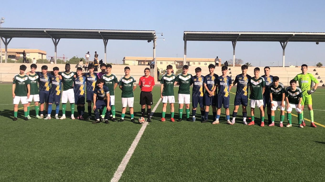 Partido entre Cacereño C y Moctezuma en la Segunda Extremeña juvenil