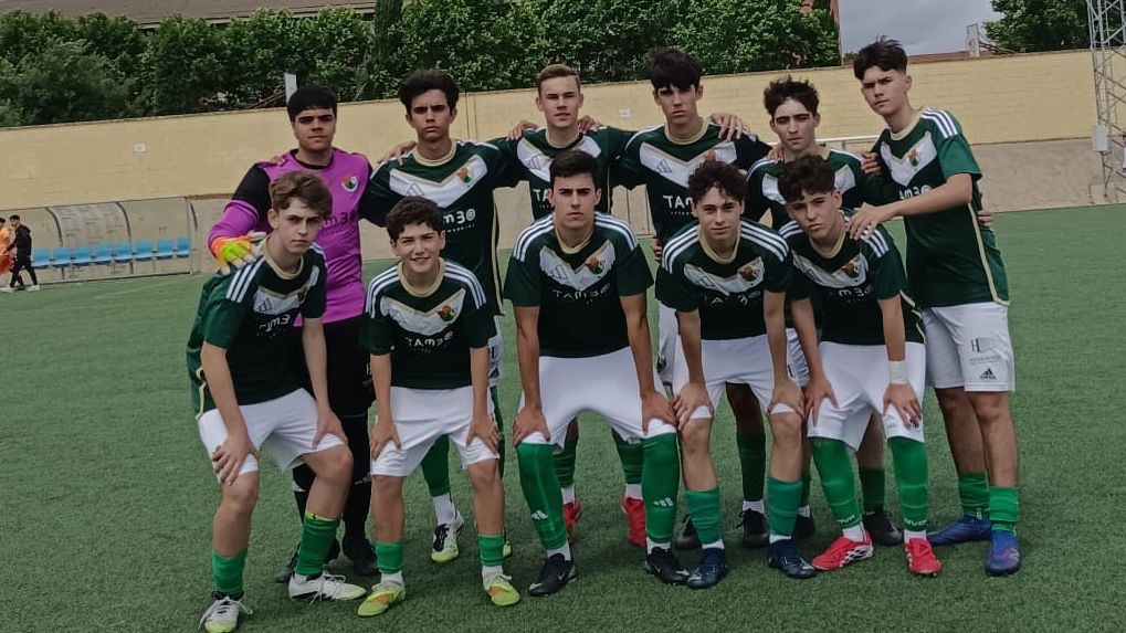 Partido cadete entre CD Inicia y Cacereño B Tambo en Villanueva de la Serena