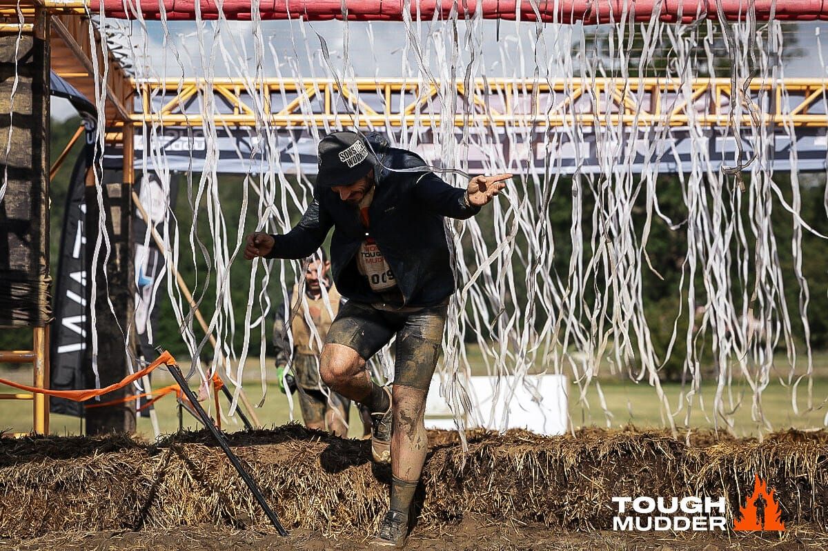 Antonio Rubio durante una carrera de obstáculos de ultraresistencia