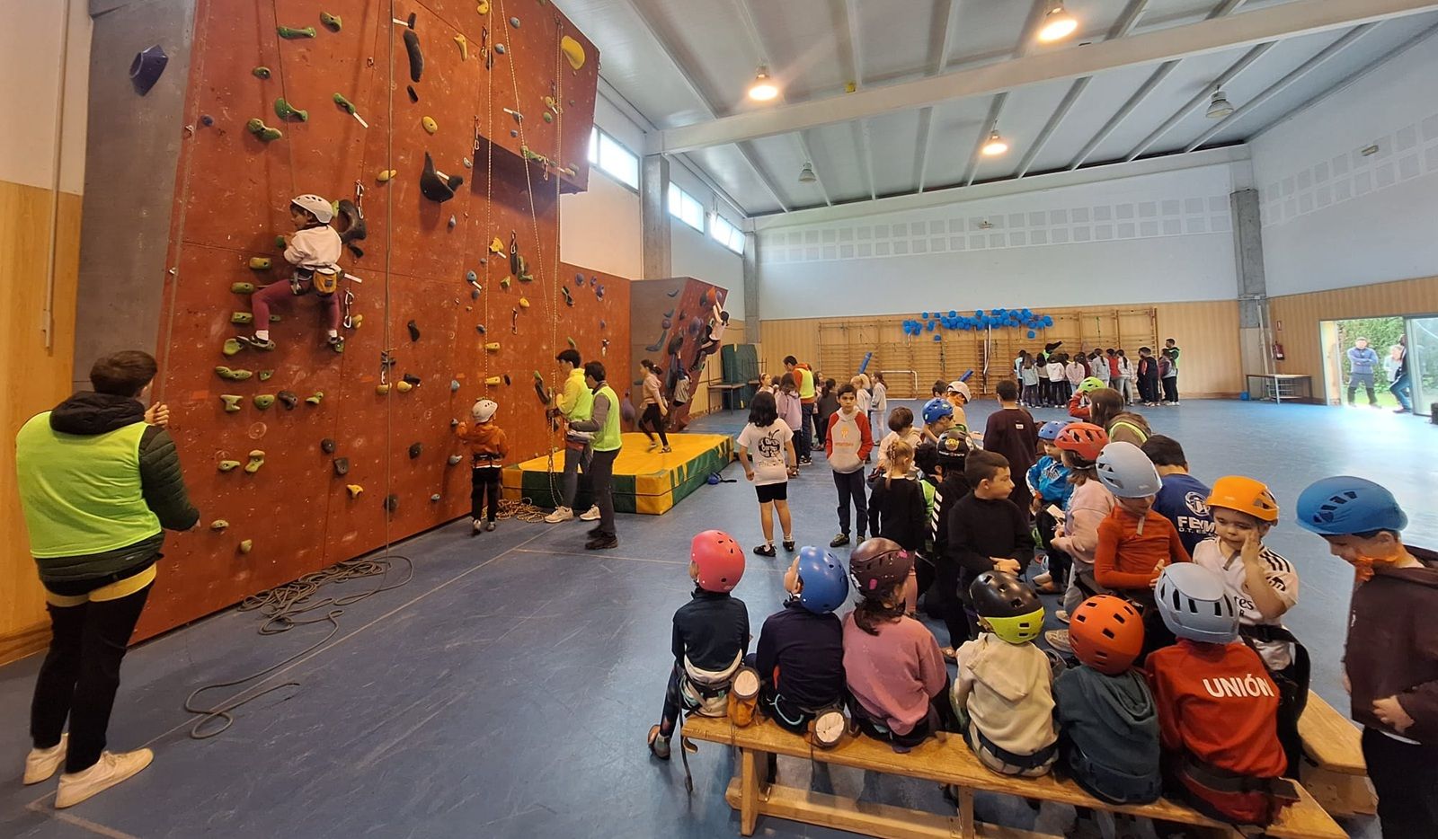 Participantes en la segunda vuelta de los Judex de Escalada 2026 en Extremadura