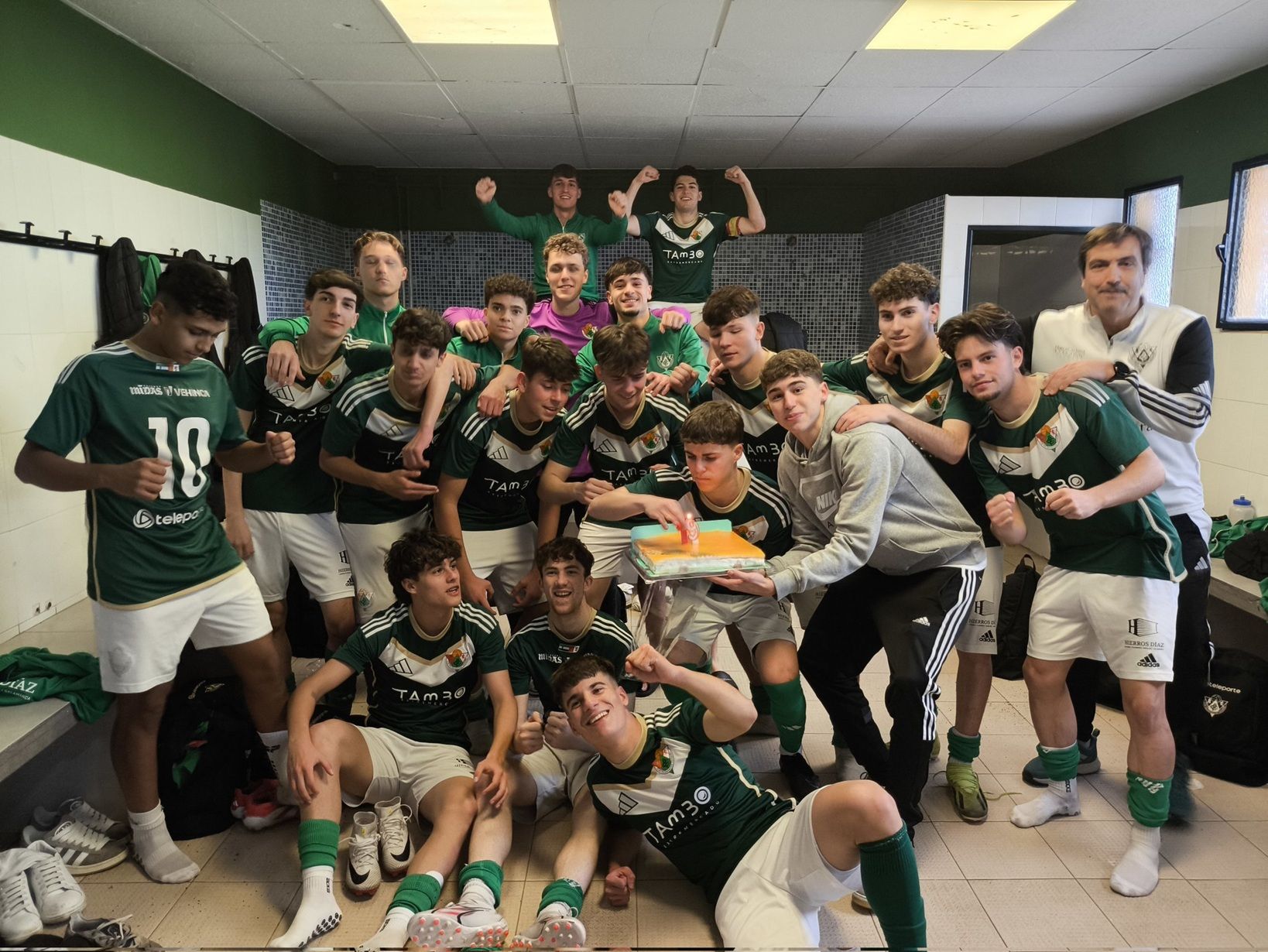 juvenil a cacereño 1.jpg